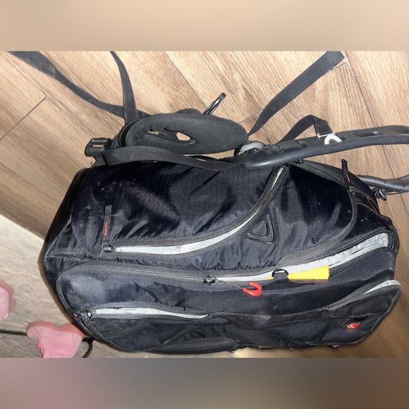 Manfrotto MB PL-MB-120 Backpack (Black) - Picture 13 of 16